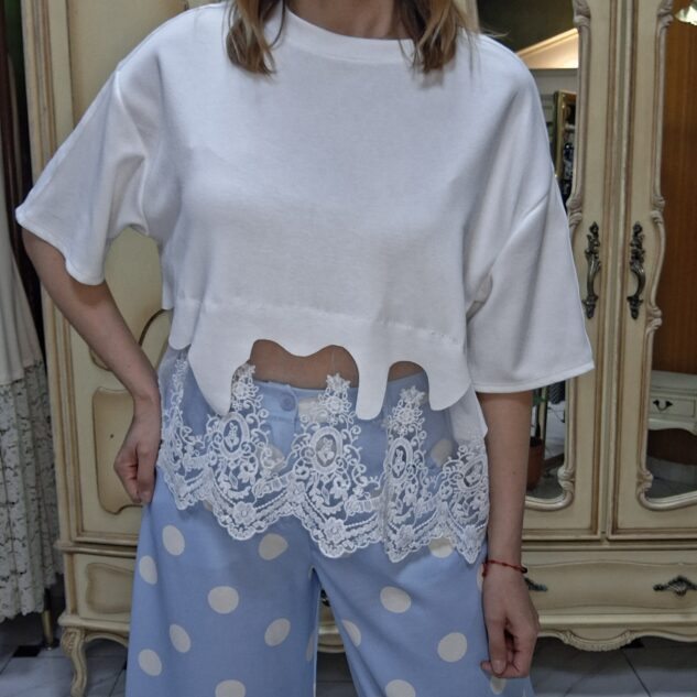 Camiseta blanca encaje