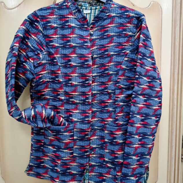 Chaqueta reversible estampado étnico