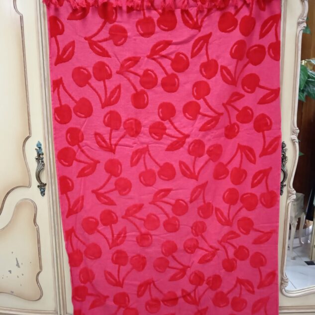 Toalla playa cerezas