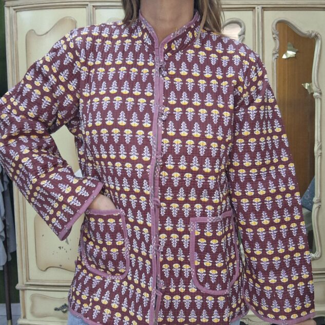 Chaqueta reversible berenjena